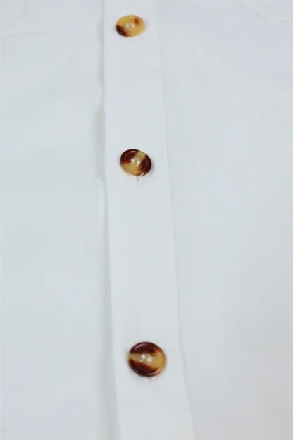 Classic Button-Up Shirt with Solid Color Design - Image 9
